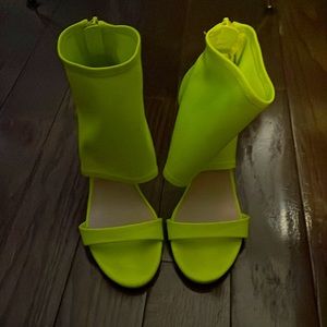 Like green, heeled sandals